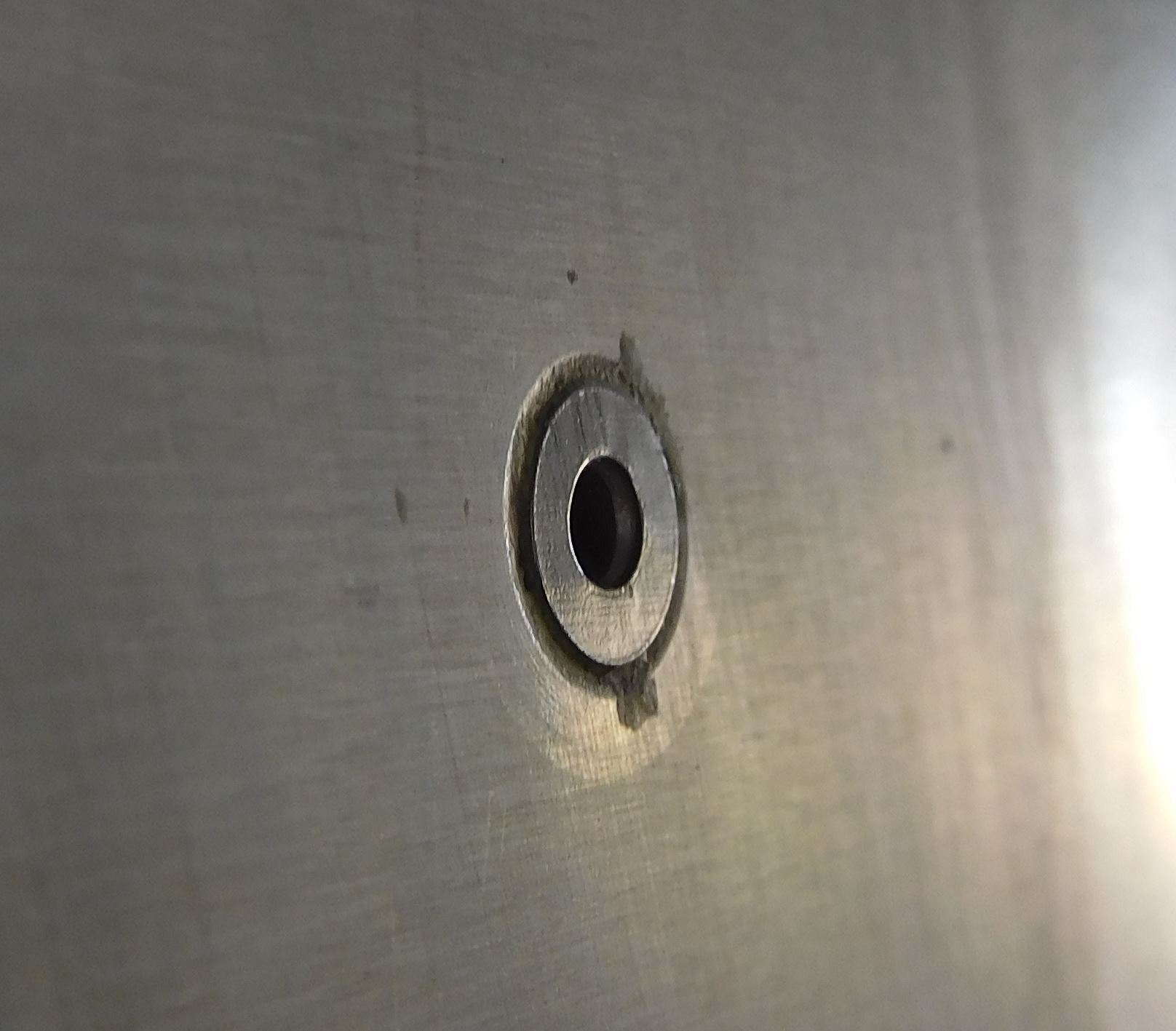 Flush rivet close-up.JPG