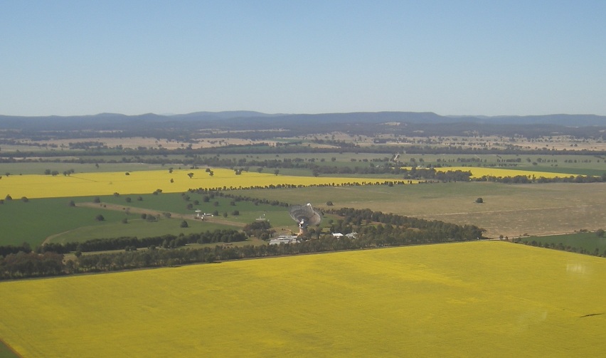 Parkes telescope 1.JPG